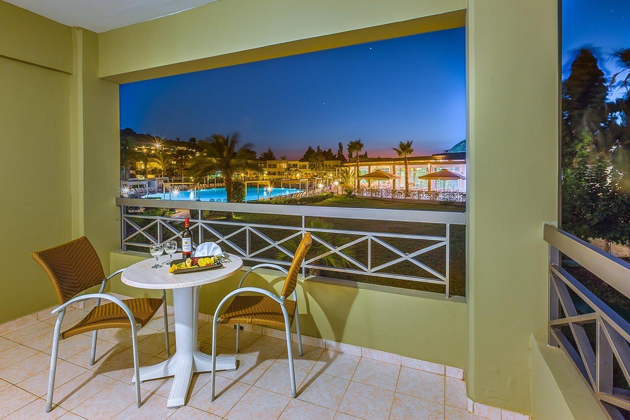 Kipriotis Maris Suites Psalidi (Kos) Exterior foto
